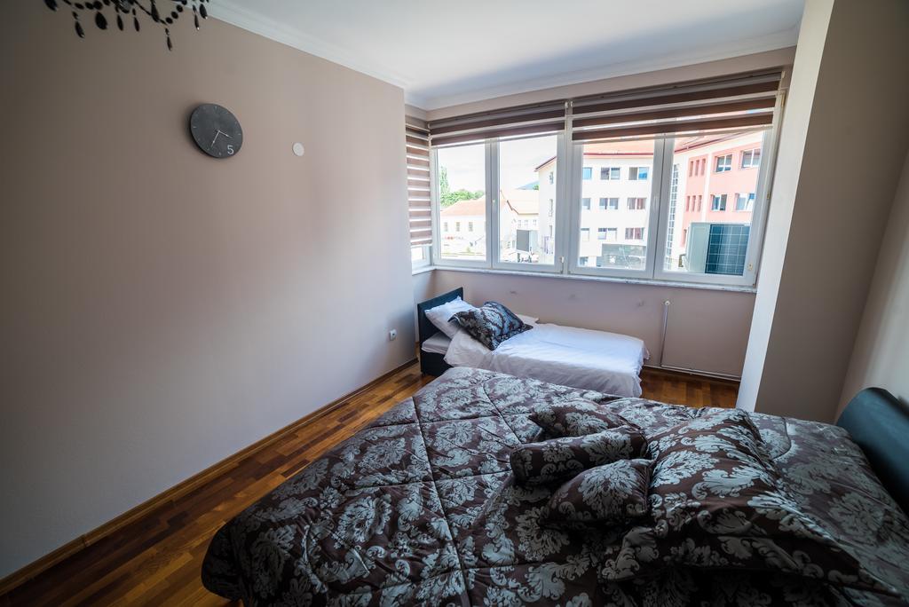 Suites Donna Bihać Extérieur photo