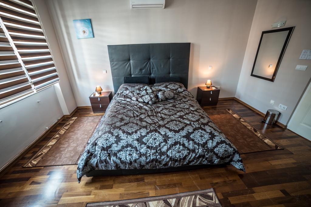 Suites Donna Bihać Extérieur photo